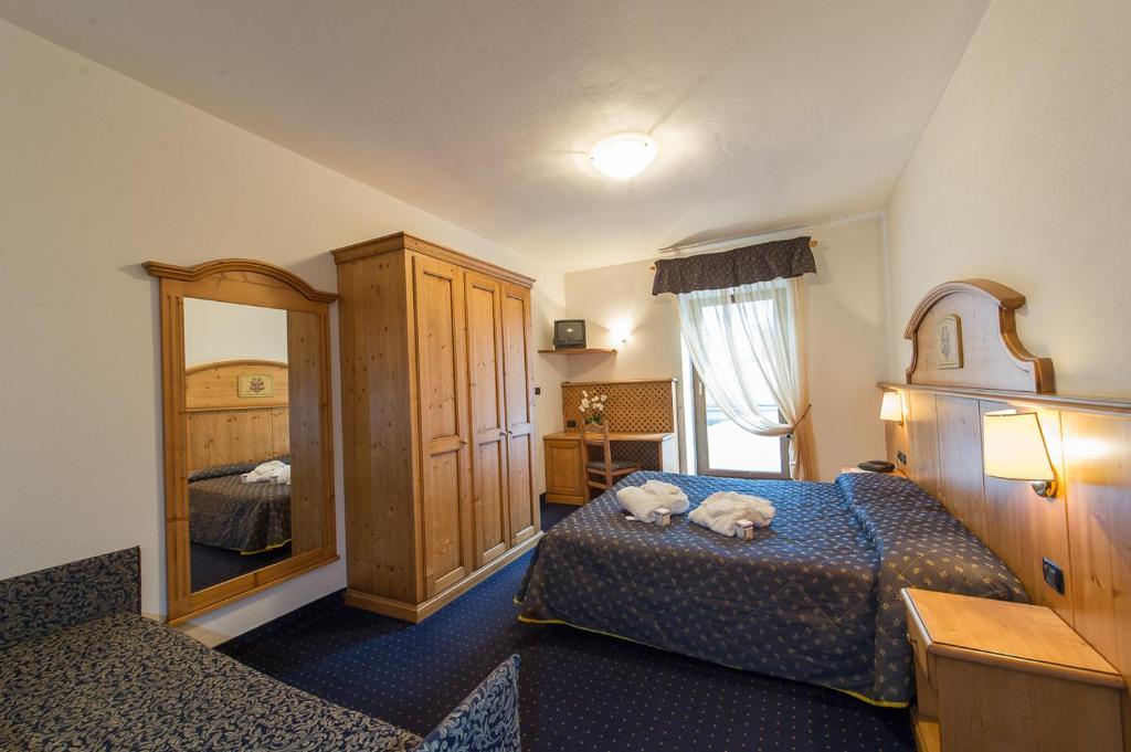 Hotel Italia Castello-Molina di Fiemme Room photo