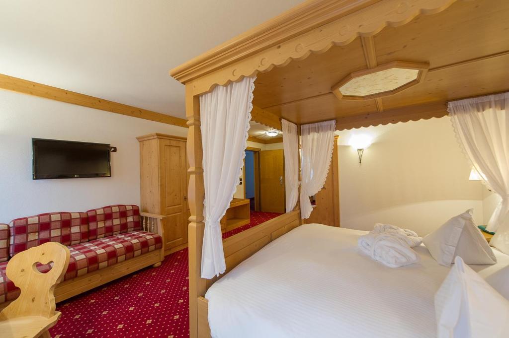 Hotel Italia Castello-Molina di Fiemme Room photo